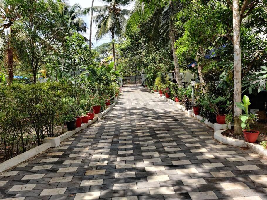 Anandam Stays - Premium 3Bhk Plush Homestay, Vaikom Near Kumarakom Eksteriør billede