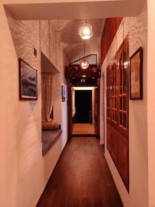 Anandam Stays - Premium 3Bhk Plush Homestay, Vaikom Near Kumarakom Eksteriør billede