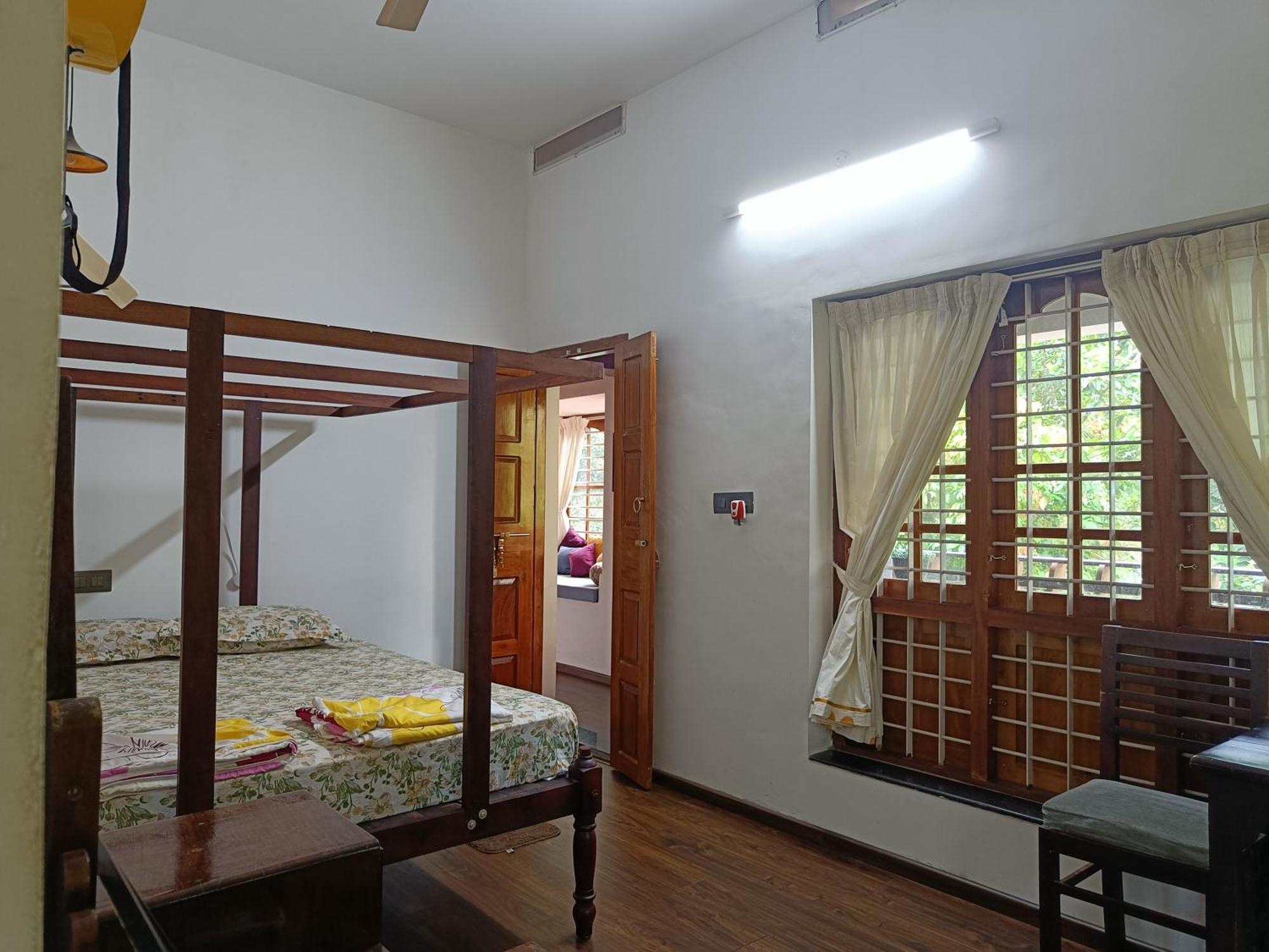 Anandam Stays - Premium 3Bhk Plush Homestay, Vaikom Near Kumarakom Eksteriør billede