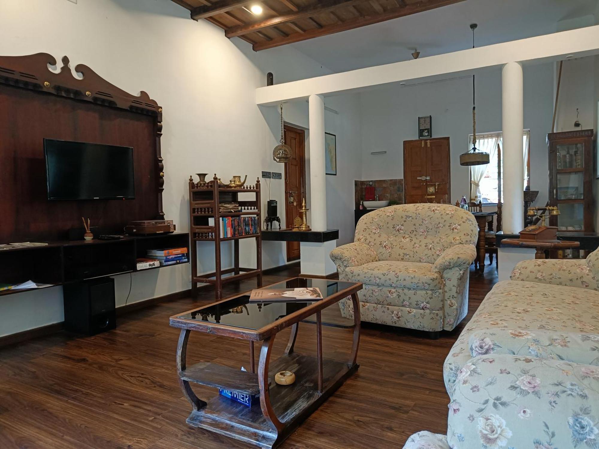 Anandam Stays - Premium 3Bhk Plush Homestay, Vaikom Near Kumarakom Eksteriør billede